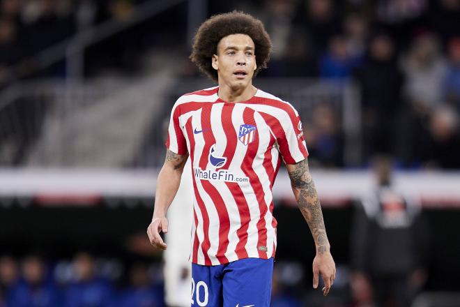 César Azpilicueta y Axel Witsel, en un partido del Atlético de Madrid (Cordon Press)