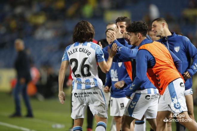 Álex Calvo celebra su gol con el Málaga ante la UD Las Palmas (Foto: LaLiga).