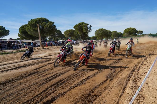 Almonte presume del mejor Motocross con una jornada perfecta de carreras.