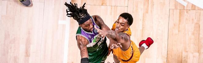 Lance de partido ante el Limoges. (Foto: Unicaja)