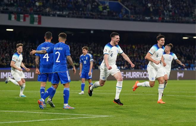 Rice celebra el primer gol de Inglaterra a Italia (Foto: Cordon Press).