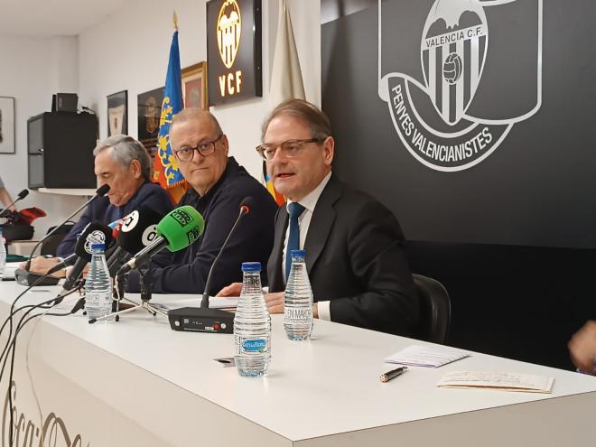 Rueda de prensa de 'De Torino a Mestalla' para repasar las acciones contra Peter Lim