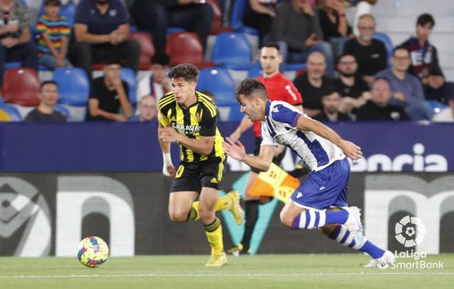 Giuliano en el Levante-Zaragoza (Foto: LaLiga).