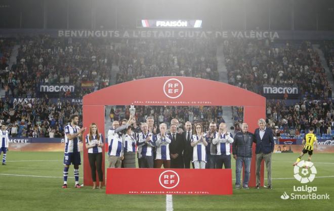 Homenaje del Levante UD por la Copa de la España Libre de 1937 (Foto: LaLiga).