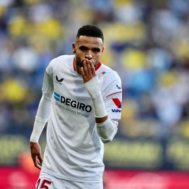 En-Nesyri, celebrando su gol ante el Cádiz (Foto: SFC).