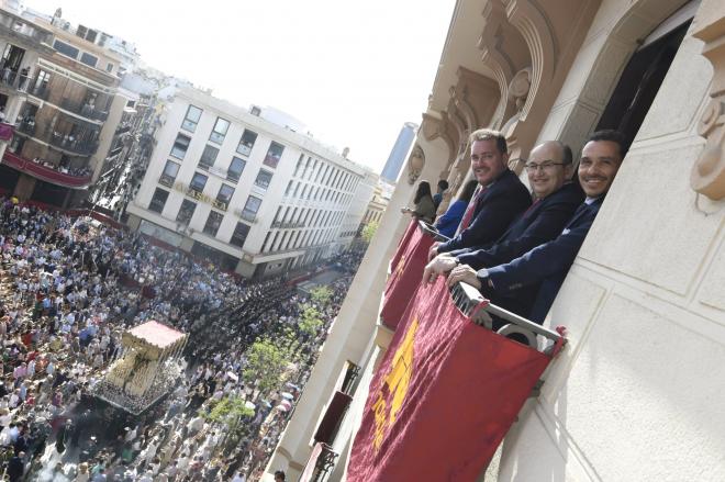 Del Nido Carrasco y Pepe Castro, en el balcón de ElDesmarque (Foto: Kiko Hurtado).