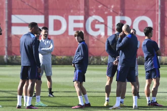 Bryan Gil, en el entrenamiento (Foto: Kiko Hurtado)