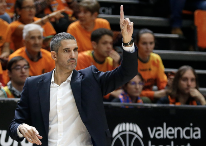 Valencia Basket hizo un gran esfuerzo mental y físico para ganar a domicilio a Lointek Gernika