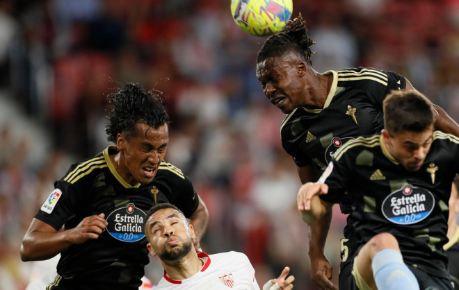 Tapia, Aidoo y Beltrán (Foto: EFE).