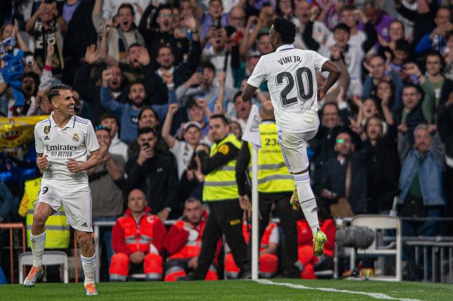Dani Ceballos y Vinícius celebran el gol en el Real Madrid-Villarreal (Foto: Cordon Press).