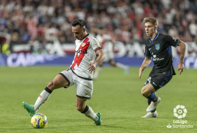 Álvaro García durante el Rayo-Atlético de Madrid. Fuente: LaLiga