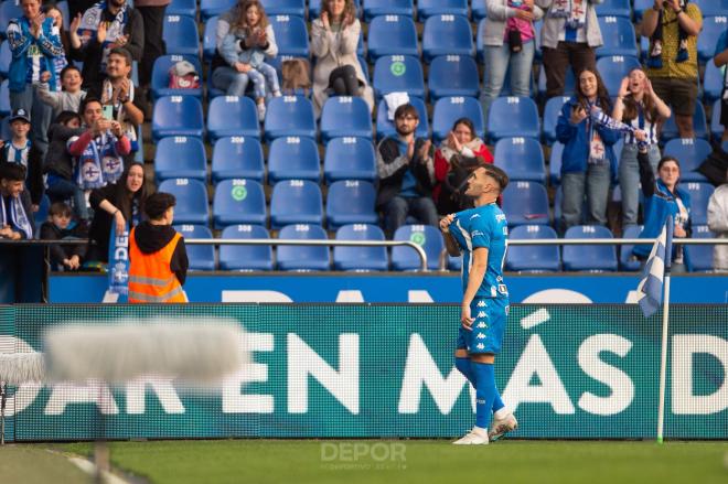 Lucas Pérez celebrando un gol (Foto: RCD)
