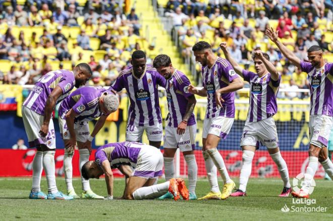 El Pucela celebra el gol de El Yamiq.