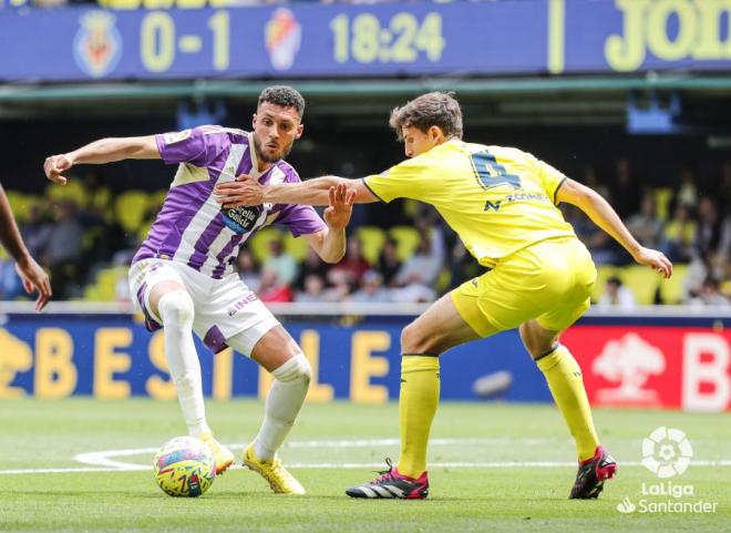 Amallah, con el balón en Villarreal.