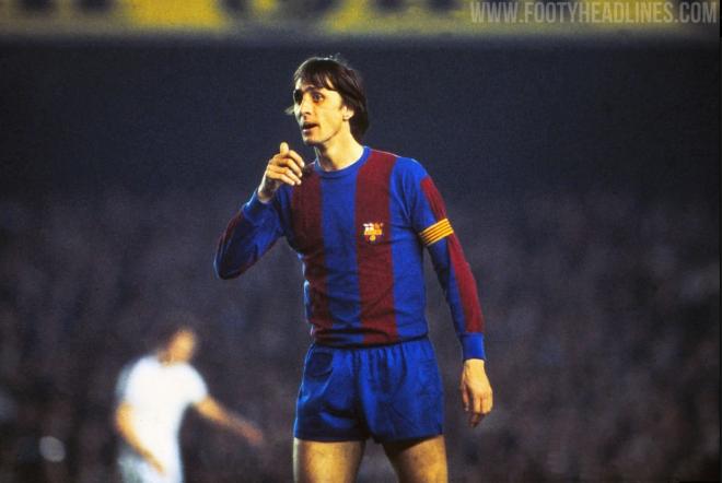 Johan Cruyff con el Barcelona. Fuente: Footy Headlines