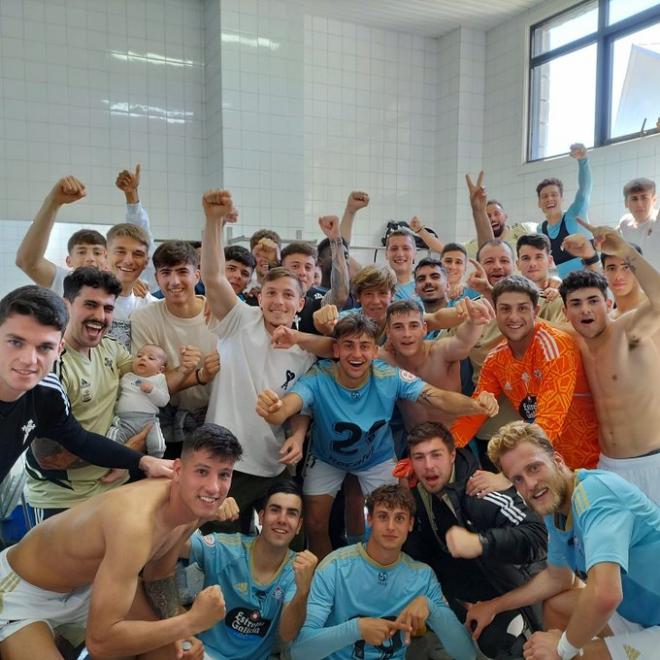 El Celta C-Gran Peña celebrando la victoria ante el Alondras (Foto: RC Celta).