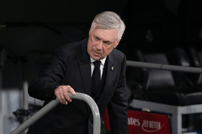 Carlo Ancelotti, en el banquillo del Real Madrid (Foto: Cordon Press).