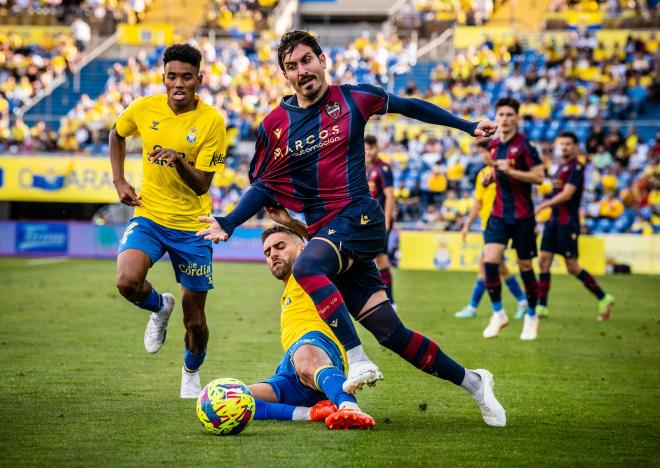 José Campaña la pasada temporada en el partido entre la UD Las Palmas y el Levante UD. (Foto: LUD)
