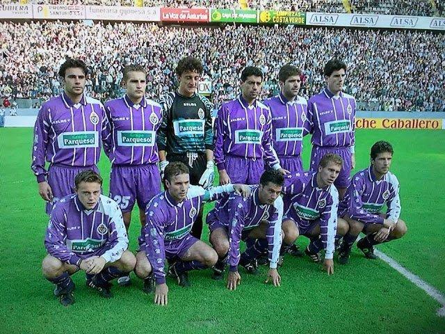 Baraja, segundo arriba a la izquierda, en un once del Real Valladolid 95-96 (Foto: @FutbolVetusto).