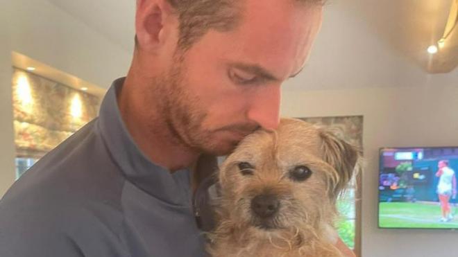 Andy Murray, junto a su perro. (Redes Sociales)