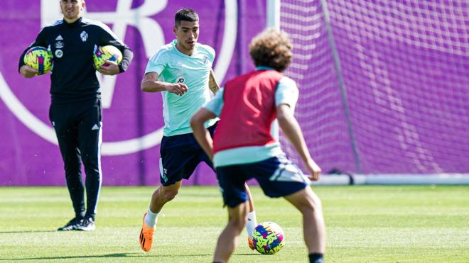 Olaza regresa a los entrenamientos (Foto: Real Valladolid).