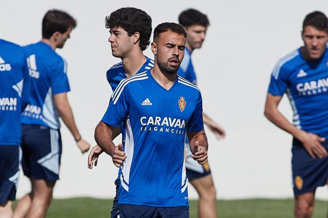 Vallejo y Conte en el entrenamiento del Real Zaragoza (Foto: Daniel Marzo).