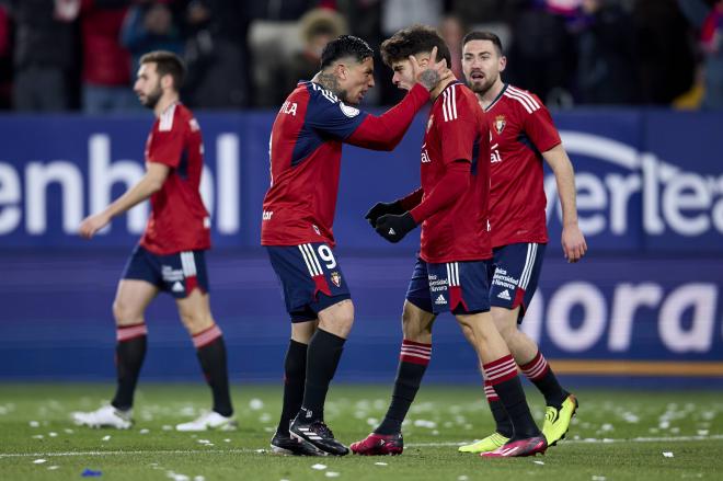 El Osasuna podría perder a dos de sus jugadores estrella para el final de Copa (Foto: Cordon Press).
