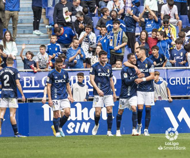 Celebración del gol de Manu Vallejo en el Oviedo - Ponferradina (Foto: LaLiga).