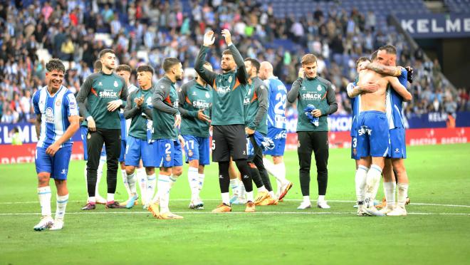 Los jugadores del Espanyol celebrando la victoria contra el Getafe (Foto: Cordon Press).