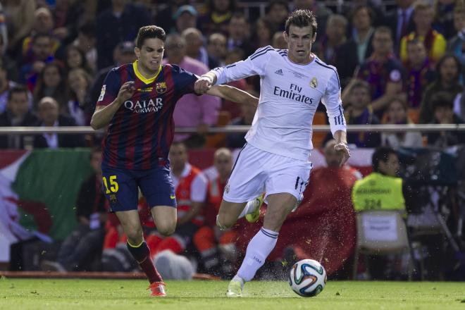 Bale supera a Bartra en la final Barcelona-Real Madrid de Copa del Rey 2014. Fuente: Cordon Prede C