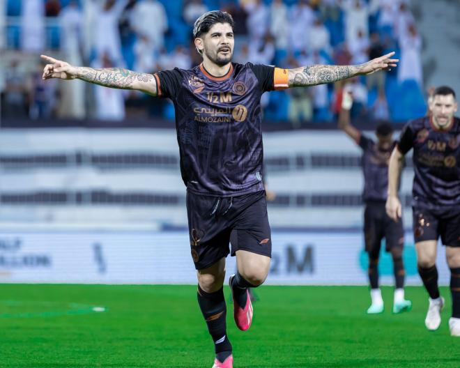 Banega celebra su último gol (Foto: Al Shabab).