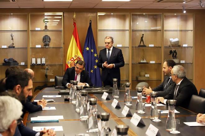 El Consejo Superior de Deportes durante una reunión (Foto: CSD).