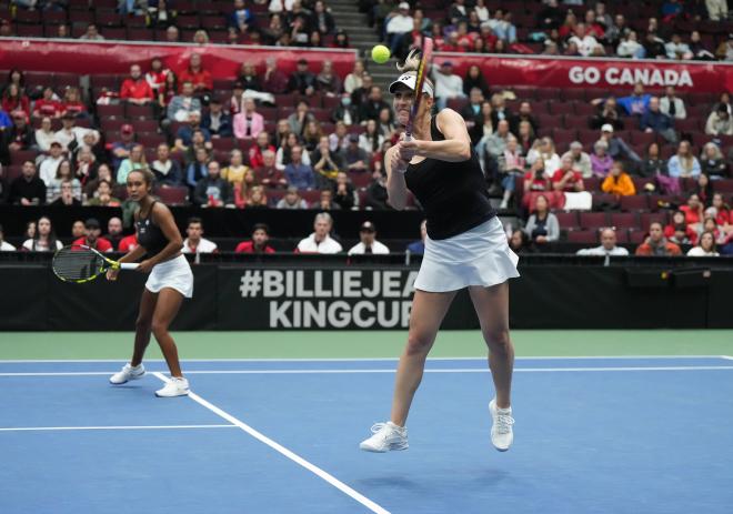 Las canadienses Gabriela Dabrowski y Leylah Fernandez en las eliminatorias de Vancouver (Foto: Cordon Press)