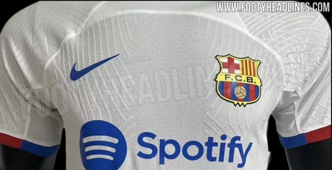 Camiseta blanca del Barcelona para la 23/23 (Foto: Footy Headlines).