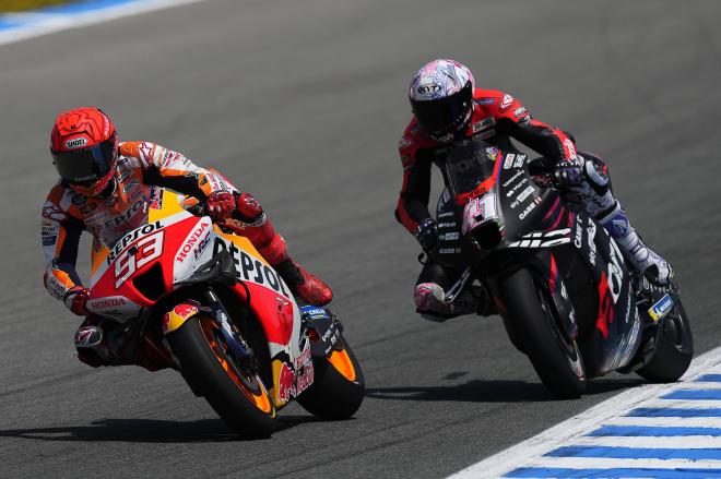 Marc Márquez y Aleix Espargaró en el GP de España 2022 (Foto: Cordon Press)