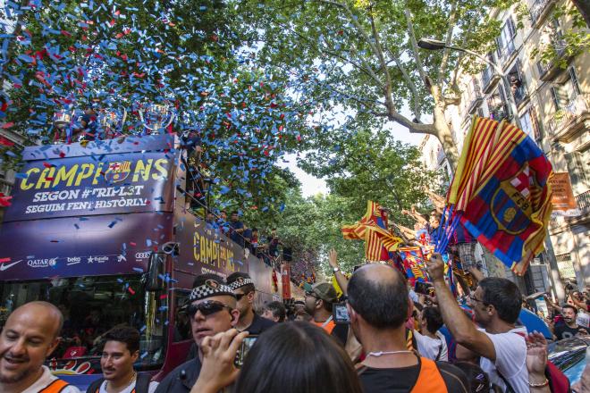 La rúa del triplete del Barcelona en 2015 (Foto: Cordon Press).