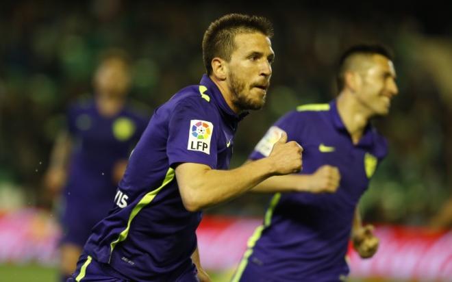 Camacho celebra un gol en su etapa en el Málaga. (Foto: MCF)