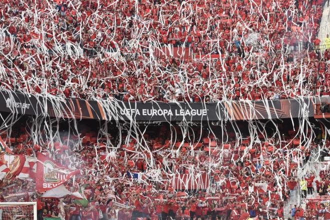 El recibimiento del Sevilla - Juventus (Foto: Kiko Hurtado)