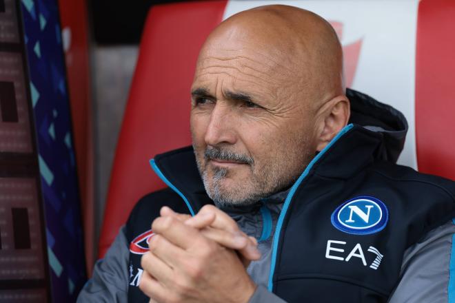 Luciano Spalletti, en el banquillo durante un partido del Nápoles (Foto: Cordon Press)