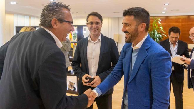 David Villa fusiona al Atlético y al Racing y nace el CF Benidorm