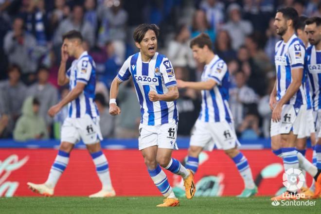 Take Kubo celebra su gol al Almería (Foto: LaLiga).