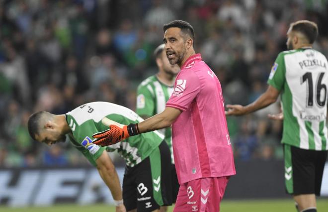 Bravo, tras el gol del Getafe (Foto: Kiko Hurtado).