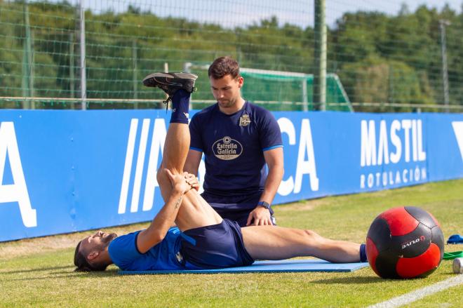 Pablo Martínez entrenó al margen por precaución (Foto: RCD)