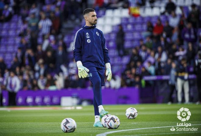 Sergio Asenjo, en el calentamiento.