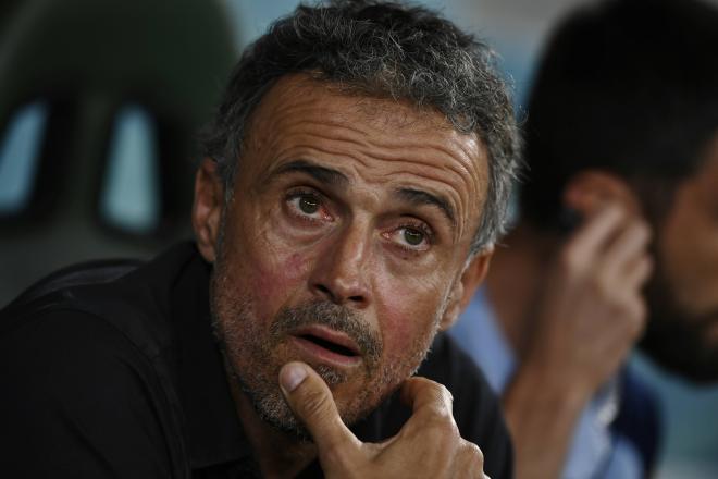 El Nápoles piensa en Luis Enrique: el técnico duda si firmar por los italianos o por el PSG