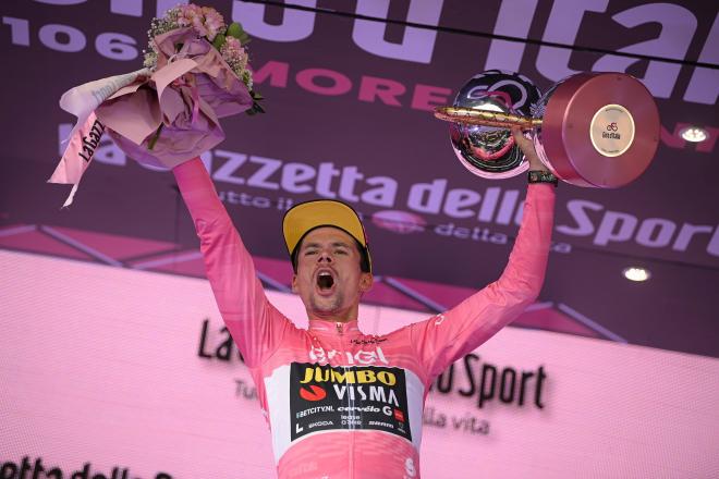 Primoz Roglic celebra su victoria en el Giro de Italia (Foto: Cordon Press)