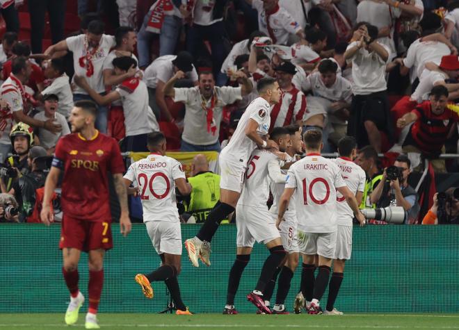 La celebración del 1-1 del Sevilla (Foto: EFE)