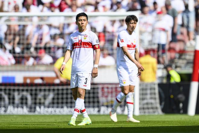 Wataru Endo e Hiroshi Ito, jugadores del Stuttgart. Fuente: Cordon Press