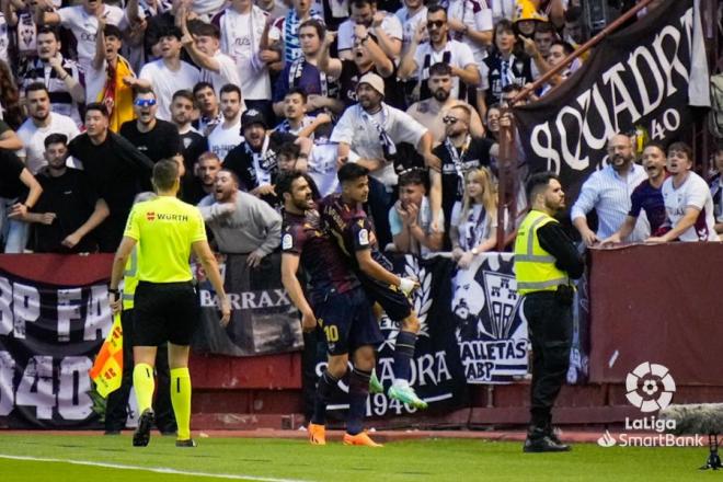 Ruger Brugué celebra su gol en el Albacete - Levante (Foto: LaLiga).