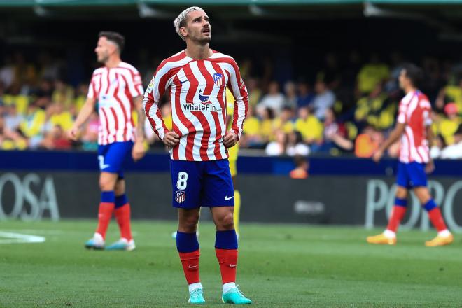 Griezmann se lamenta en el Villarreal-Atlético de Madrid (Foto: EFE).